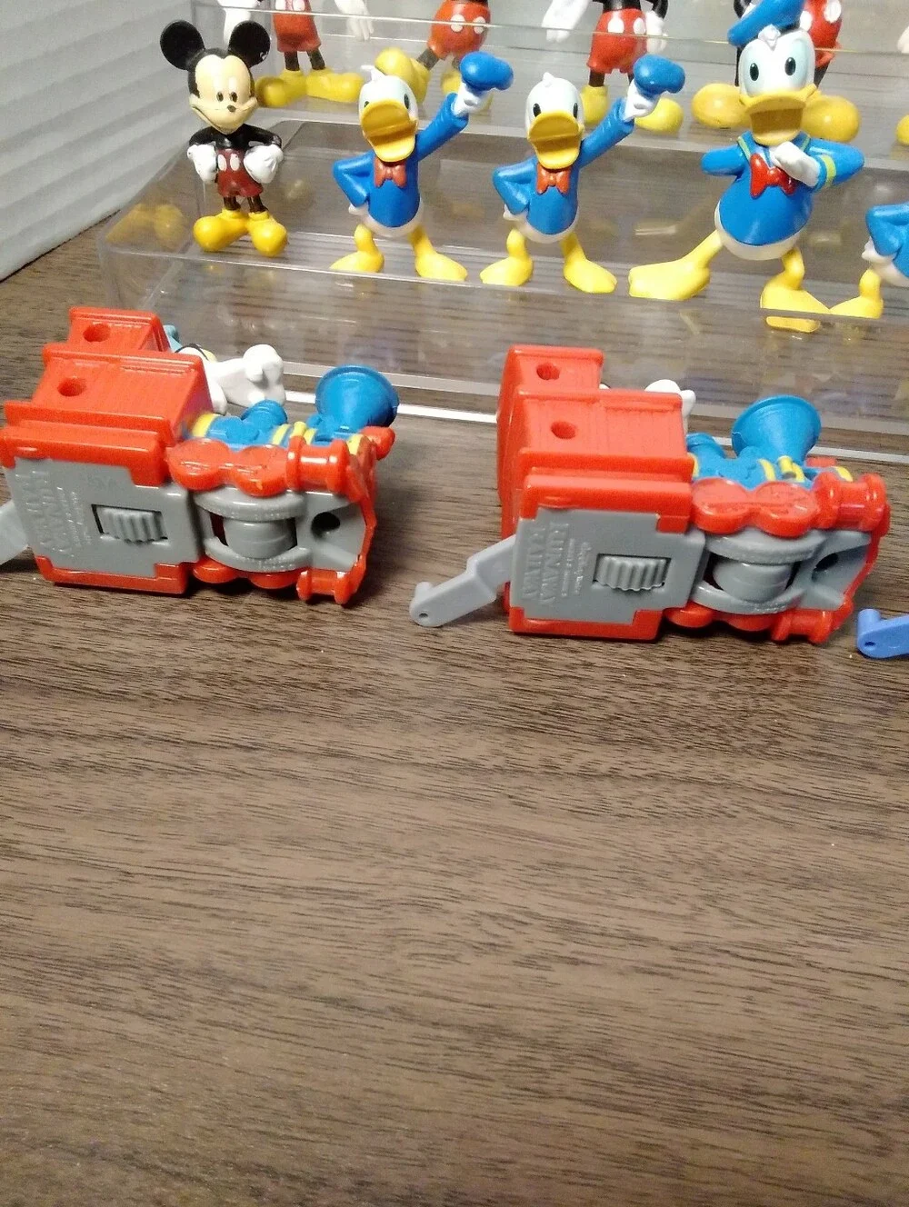 Disney Mickey & Friends Bundle (37) Pieces.